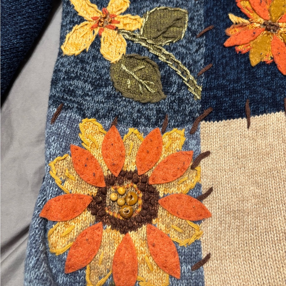 Natural Reflections Sunflower Patchwork Zip-Up Sw… - image 6